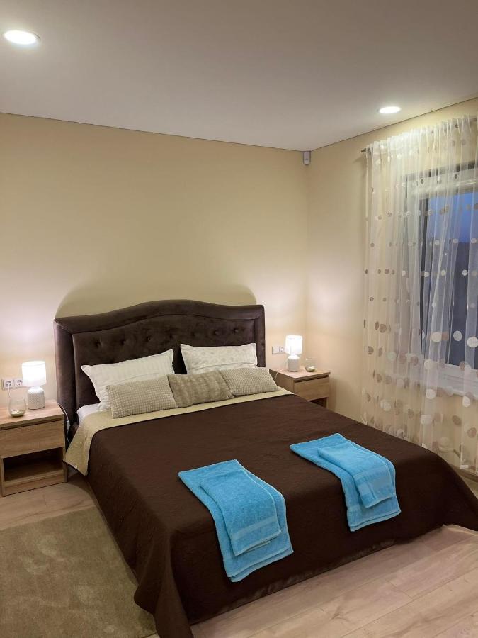 Liux Apartamentai Каунас Екстер'єр фото