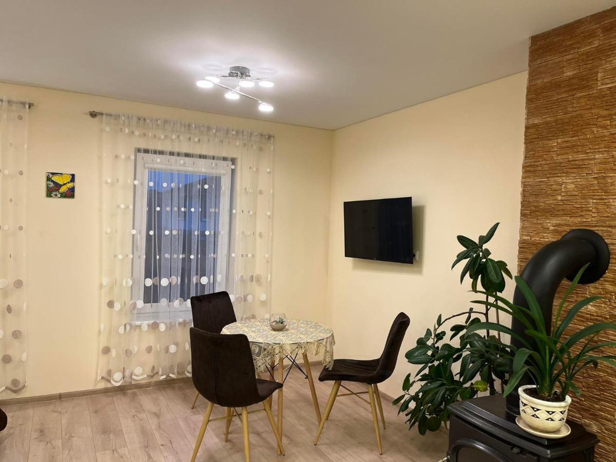 Liux Apartamentai Каунас Екстер'єр фото